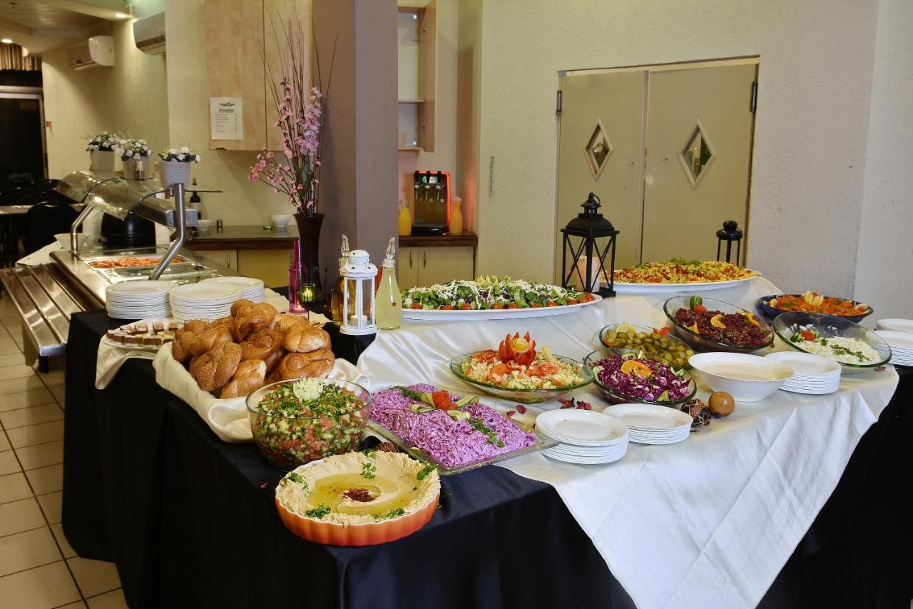 Pearl Of The Valley Hotel Kfar Tavor Exterior photo